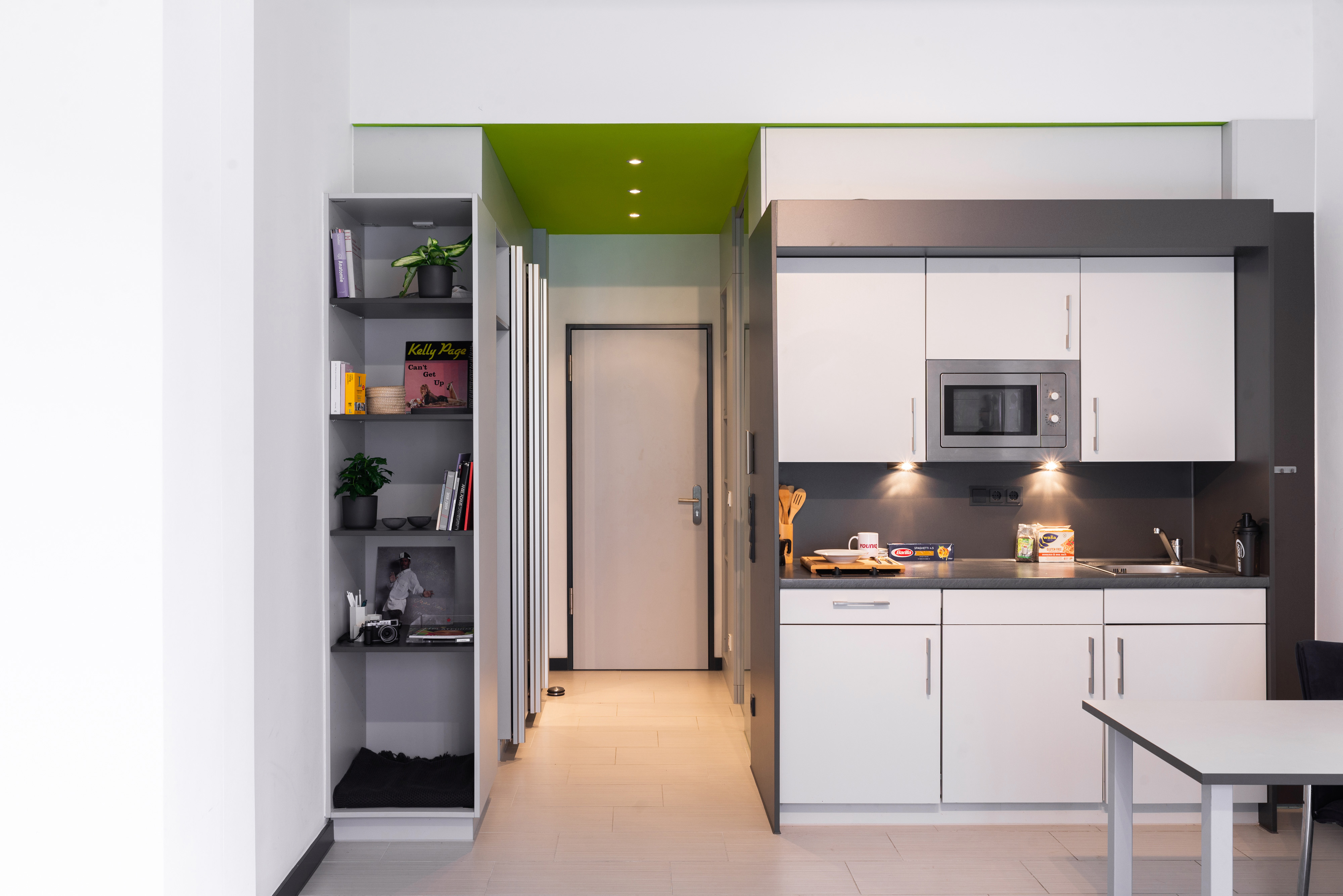 Medium - Apartment