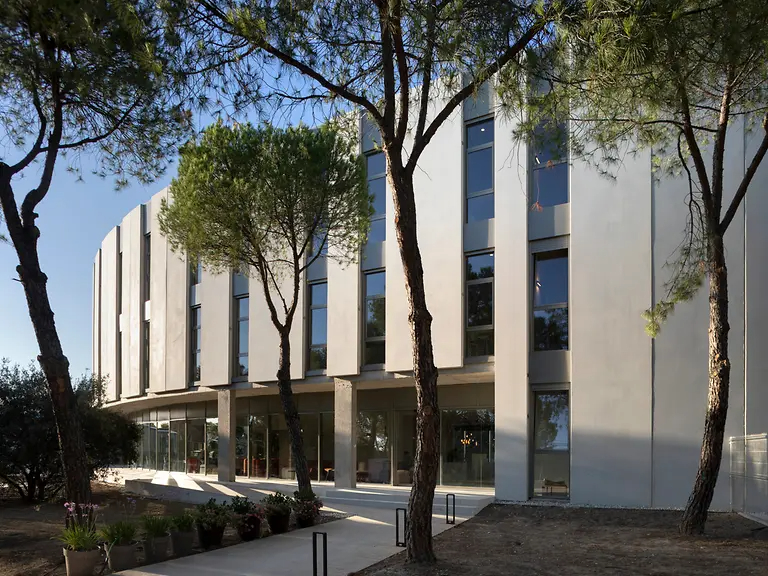 Madrid - Exterior Image