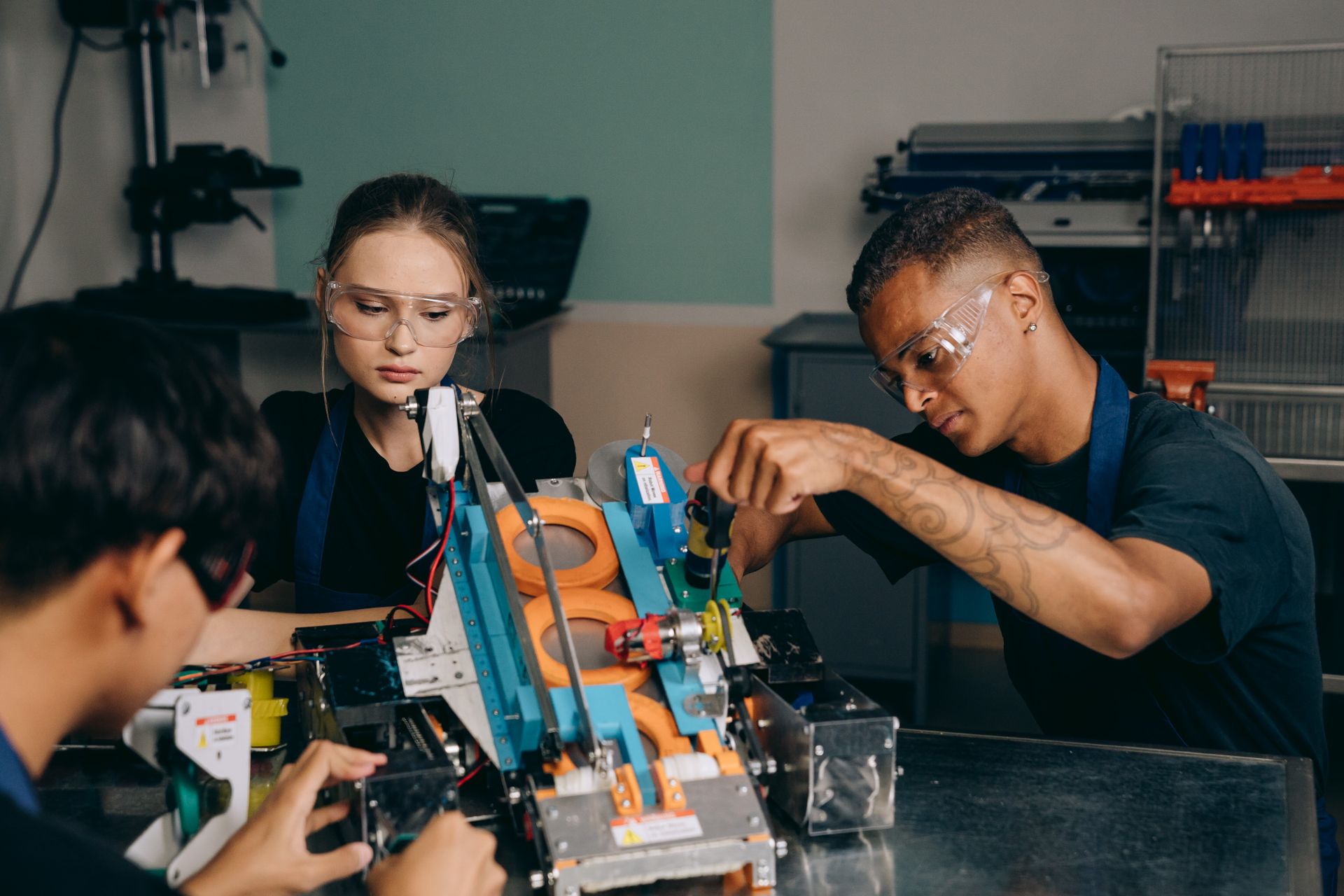 robotics-engineering-school