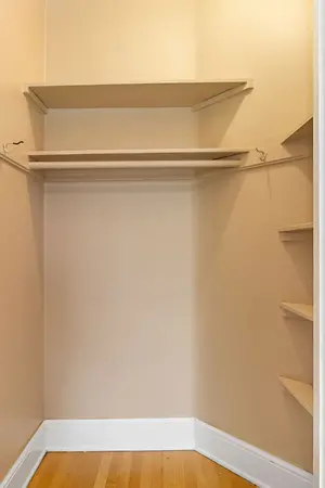 Wilsonian 2x1 Classic Closet