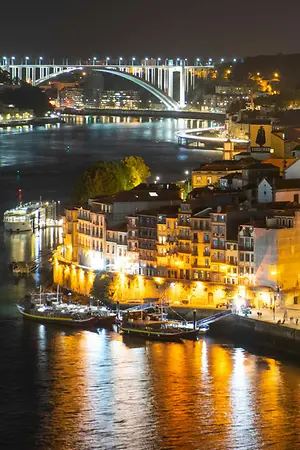 porto-night-time