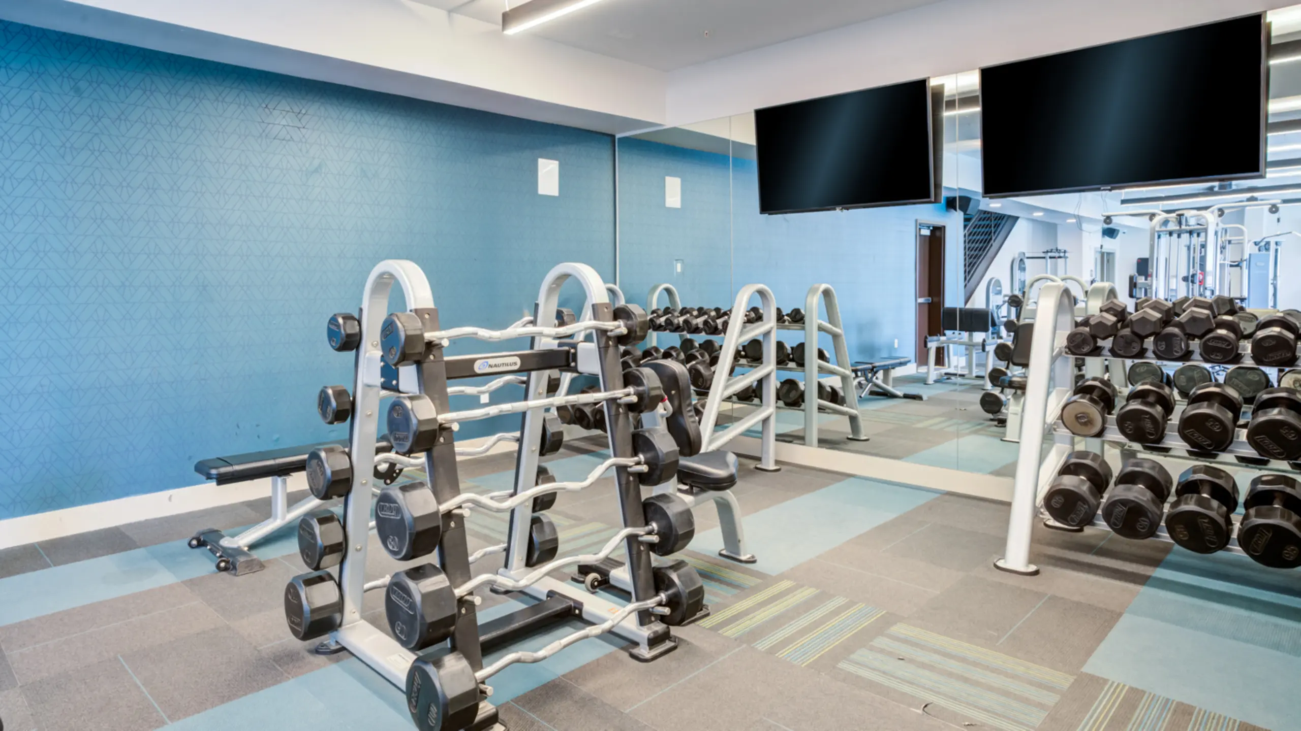 Gym at Domain (2 of 4)