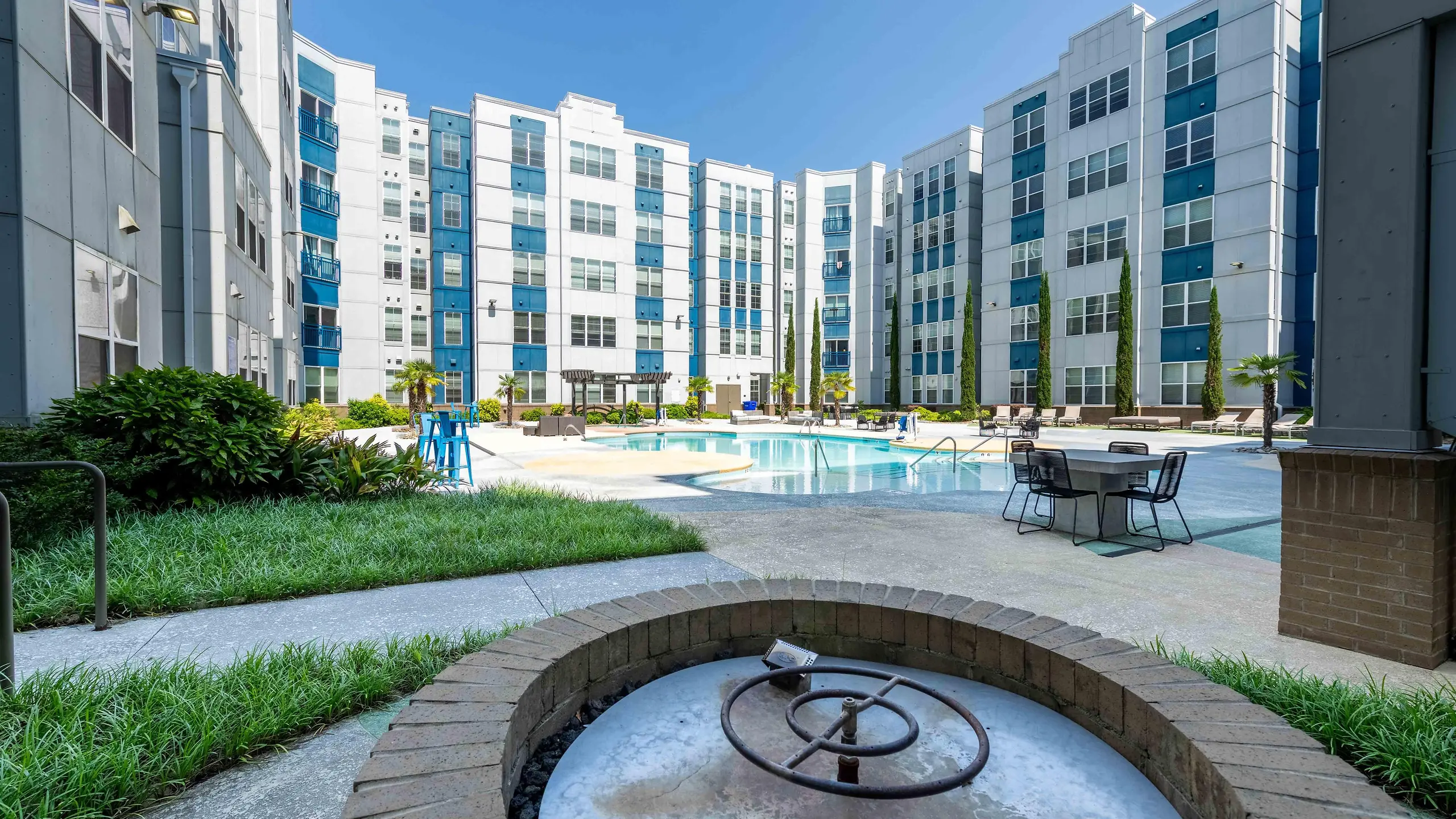 Pool at Greenville Uptown (2 of 2)