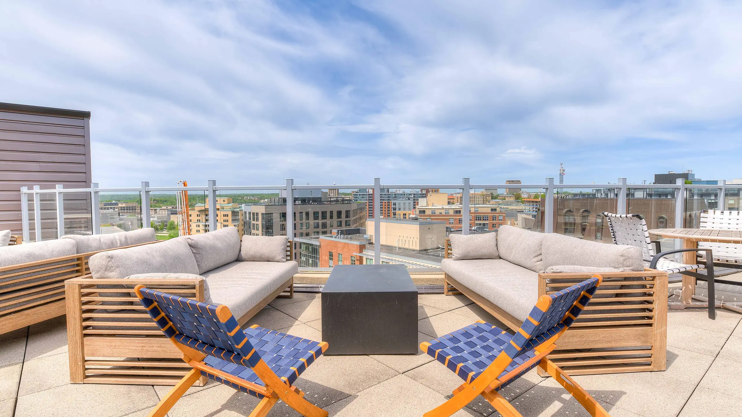 Roof deck at Madison Lux (4 of 5)