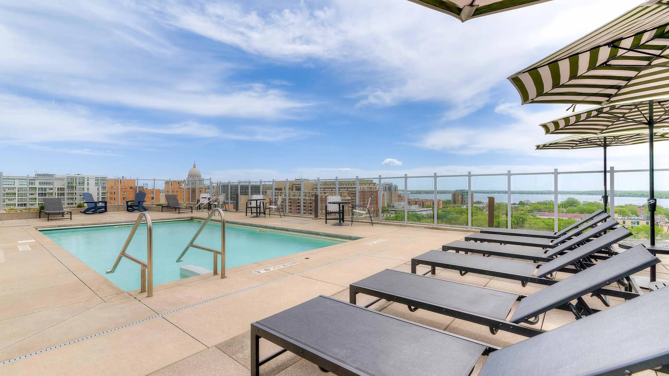 Roof deck at Madison Lux (1 of 5)