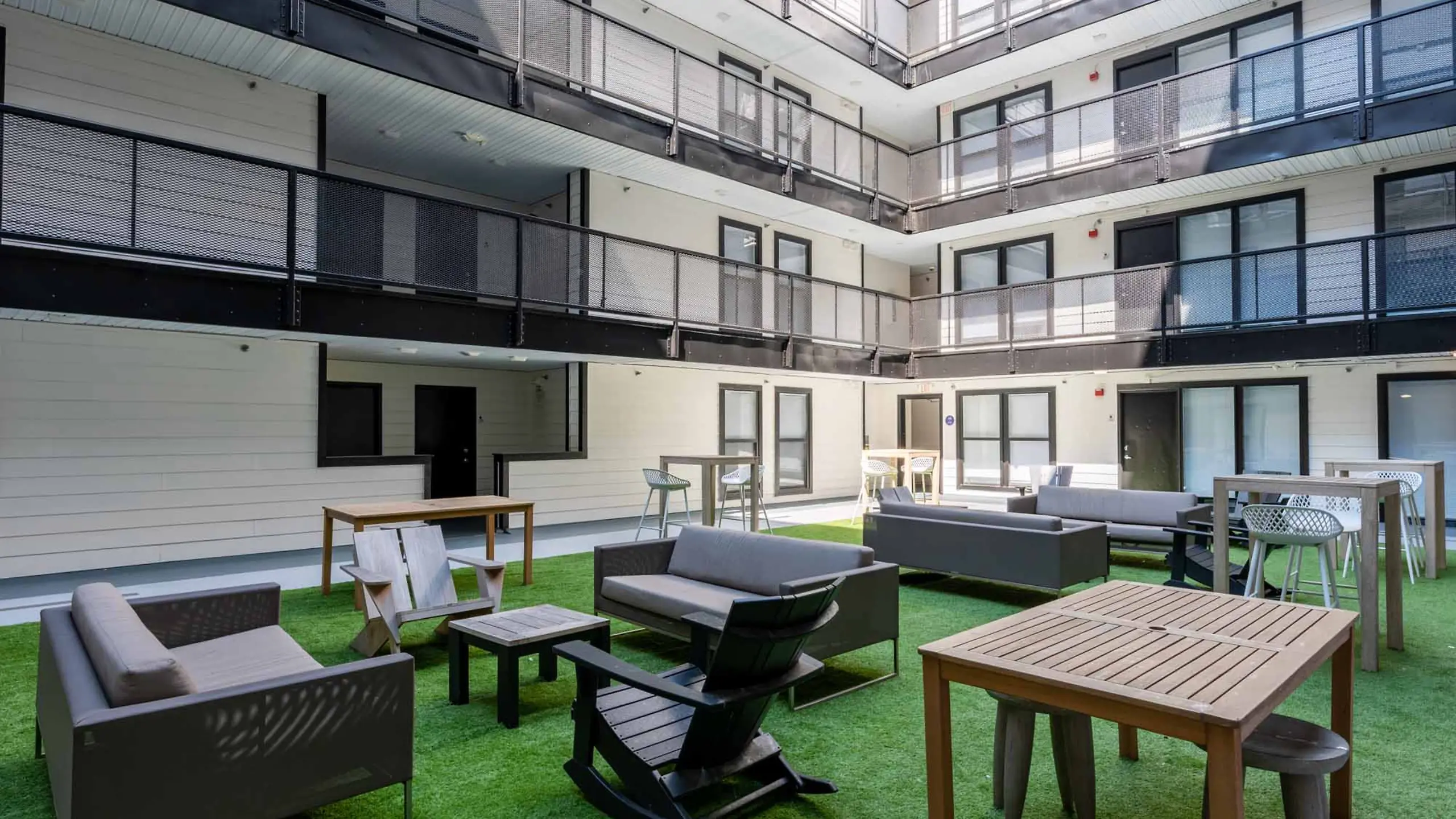 South 3rd Lofts Student Housing In Champaign, IL 4 of 12